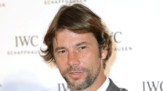 ジャミロクワイのボーカルがうつ病に…51歳女性ファンに愛を告白し続けられ