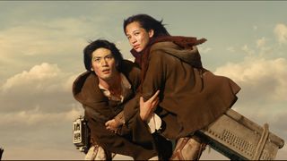 超大型巨人は誰か?新巨人も出現する『進撃の巨人』後篇の映像公開