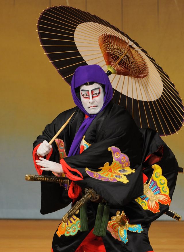 片岡愛之助、東京国際映画祭特別イベントで歌舞伎舞踊「雨の五郎」を披露【第28回東京国際映画祭】