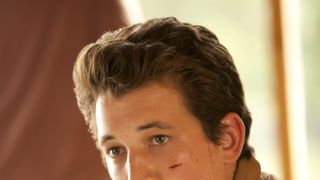 『セッション』マイルズ・テラー、今度は女子にボコボコにされる