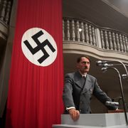 ヒトラーを殺す42の方法…暗殺計画の衝撃的な内容が映像で明らかに!