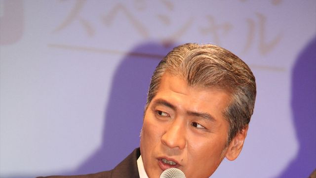 超レア下町ロケット出演者直筆サイン入クリアファイル  阿部寛 吉川晃司 竹内涼真 超レア下町ロケット出演者直筆サイン入クリアファイル 阿部寛