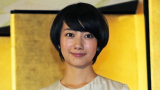 朝ドラ新ヒロイン波瑠、体調不良で声出ず悔しい…共演者の優しさに感謝