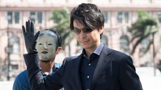 長谷川博己、狂気に向かう男・東が疑う「正義」とは？