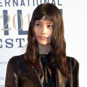 橋本愛、オンザ眉でキュートにイメチェン!