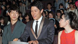 鈴木亮平、声詰まらせ感極まる…「みんな、ありがとー!そして好きだー!」