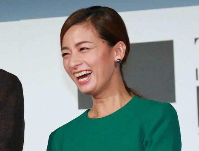 新妻・尾野真千子、結婚後初の公の場に緊張【第28回東京国際映画祭】