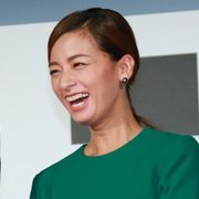 新妻・尾野真千子、結婚後初の公の場に緊張
