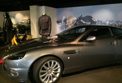 アストンマーティン・V12ヴァンキッシュ