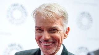 ビリー・ボブ・ソーントン 自動車事故で救急搬送