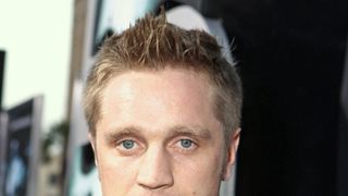 「NIKITA」のデヴォン・サワ もうすぐパパに