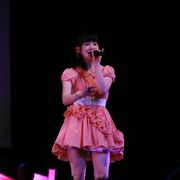 声帯ポリープ治療で休養のももち、元気一杯にライブ復帰