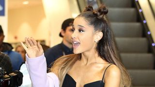アリアナ・グランデが英トークショーをすっぽかし!「怠惰なクソッタレ」と司会者