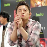 井戸田潤、五郎丸ポーズ披露!そっくり?
