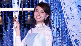 May J.「夢はひそかに」をシンデレラ風衣装で熱唱！