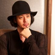 オダギリジョー「仮面ライダークウガ」を語る、「ドキュメント・オブ・クウガ」ブルーレイBOX収録決定!