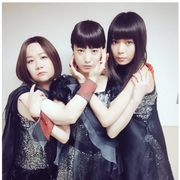 吉高・春菜・カンナ“vacuum”3ショットにファン歓喜「最高」「デビューして」