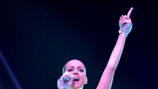 ケイティ・ペリー、2015年最も稼いだミュージシャンに