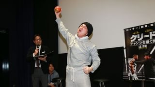 （スタ）スタローン緊急来日!?　階段を駆けのぼり「エイドリア～ン！」