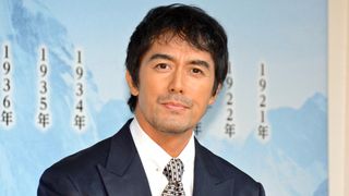 岡田准一が阿部寛をストーキング?阿部が暴露