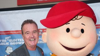 殺人依頼を認めたチャーリー・ブラウン元声優に実刑判決
