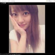菊地亜美、裸眼の方が「断然かわいい」と反響