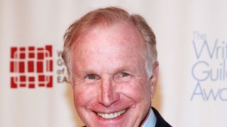 テレビシリーズ「マッシュ」のウェイン・ロジャースさん、82歳で死去