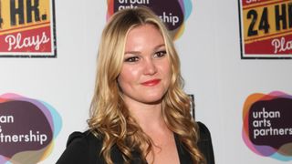 『ボーン』シリーズのジュリア・スタイルズ、婚約