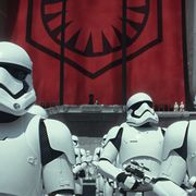 『スター・ウォーズ』最速16日で興収7億ドル突破!『アバター』でも72日かかったのに!
