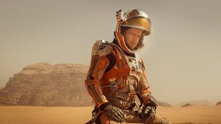 マット・デイモン&リドリー・スコット監督が『オデッセイ』を語る特別映像!火星で生き延びる術とは?