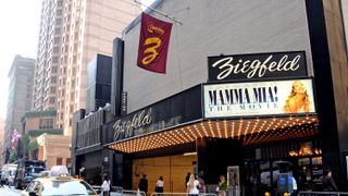 ニューヨークを代表する映画館、ジーグフェルド劇場が閉館
