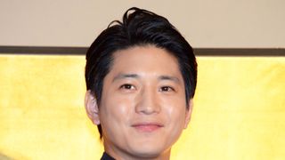 向井理、小栗旬のせいで落馬し恨み節