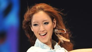 菜々緒の幼少期の脚の長さに驚きの声「天性のスタイル」「美少女」