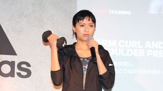 榮倉奈々の美ボディーを隅々まで細かく撮影