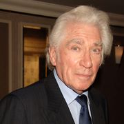 フランク・フィンレイさん死去 ロジャー・ムーアら追悼