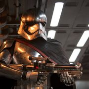キャプテン・ファズマ、『スター・ウォーズ』エピソード8にも出演へ