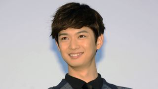 セクゾン中島健人、千葉雄大に内緒で筋トレ「エッロい体!」