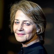 シャーロット・ランプリング、新作SFファンタジーでジョシュ・ハートネットと共演