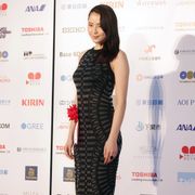 長澤まさみ、「エロス担当」らしいセクシードレスで魅了!