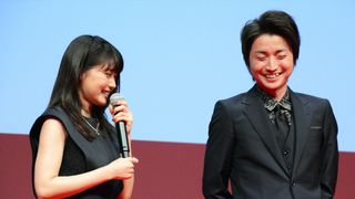 有村架純、藤原竜也は「顔見るだけで笑っちゃう!」