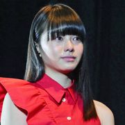 山本舞香「世界で一番幸せ」 監督の手紙に涙、涙…