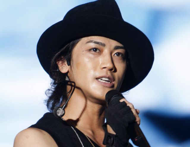 KAT-TUN10周年、元メンバー赤西のお祝いにファン喜び