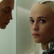 オスカー女優が人工知能に!人間との主従関係を巡るSF『エクス・マキナ』6月公開決定!