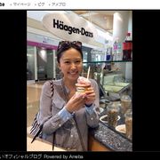 里田まい、出産後初の元気な姿に歓喜の声「待ってました」「すっかりママの顔」