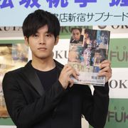 松坂桃李、熱愛報道は「妄想」?今は仕事が一番