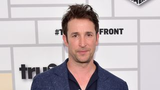 ノア・ワイリー 「ライブラリアン」第3シーズンでは監督と脚本も