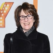 『奥さまは魔女』などの共同脚本家デリア・エフロンの新作小説が、映画化へ