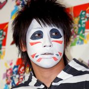 樽美酒研二、ホクロを剃り落とす「痛そう」と心配の声