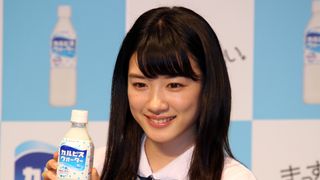 永野芽郁、初体験に恥じらい…カルピスウォーター新CMに起用!