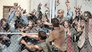 「ウォーキング・デッド」第6シーズンフィナーレの謎を明かせとファンが署名運動